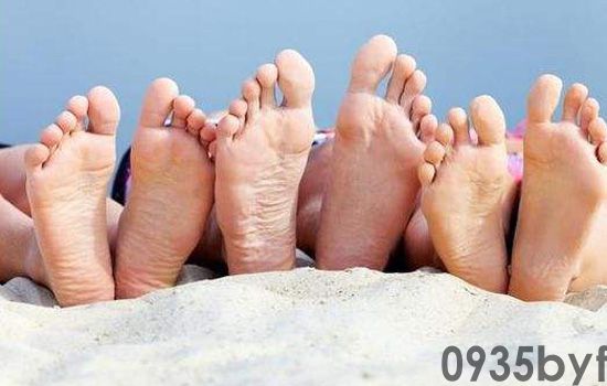 水泡型脚气怎么回事(图1) 水泡型脚气怎么回事