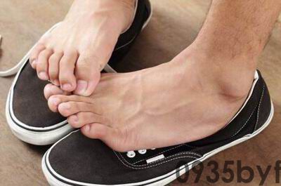 脚气痒怎么办-即时问医生_权威医患互动平台(图1) 脚气痒怎么办-即时问医生_权威医患互动平台