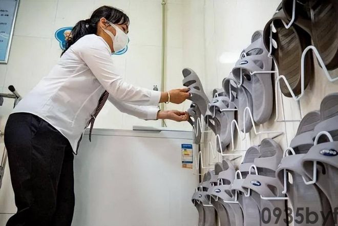 我国脚气患者上亿人这些东西才脚气的“祸根”!(图21) 我国脚气患者上亿人这些东西才脚气的“祸根”!(图21)