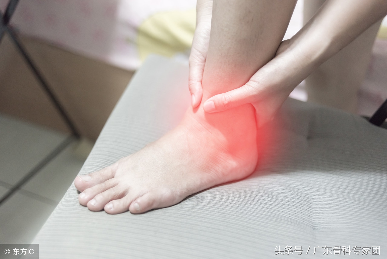 脚部红肿热痛的处理方法(图1) 脚部红肿热痛的处理方法