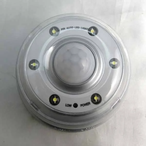 水泡型脚气足部减少摩擦(图1) 水泡型脚气足部减少摩擦